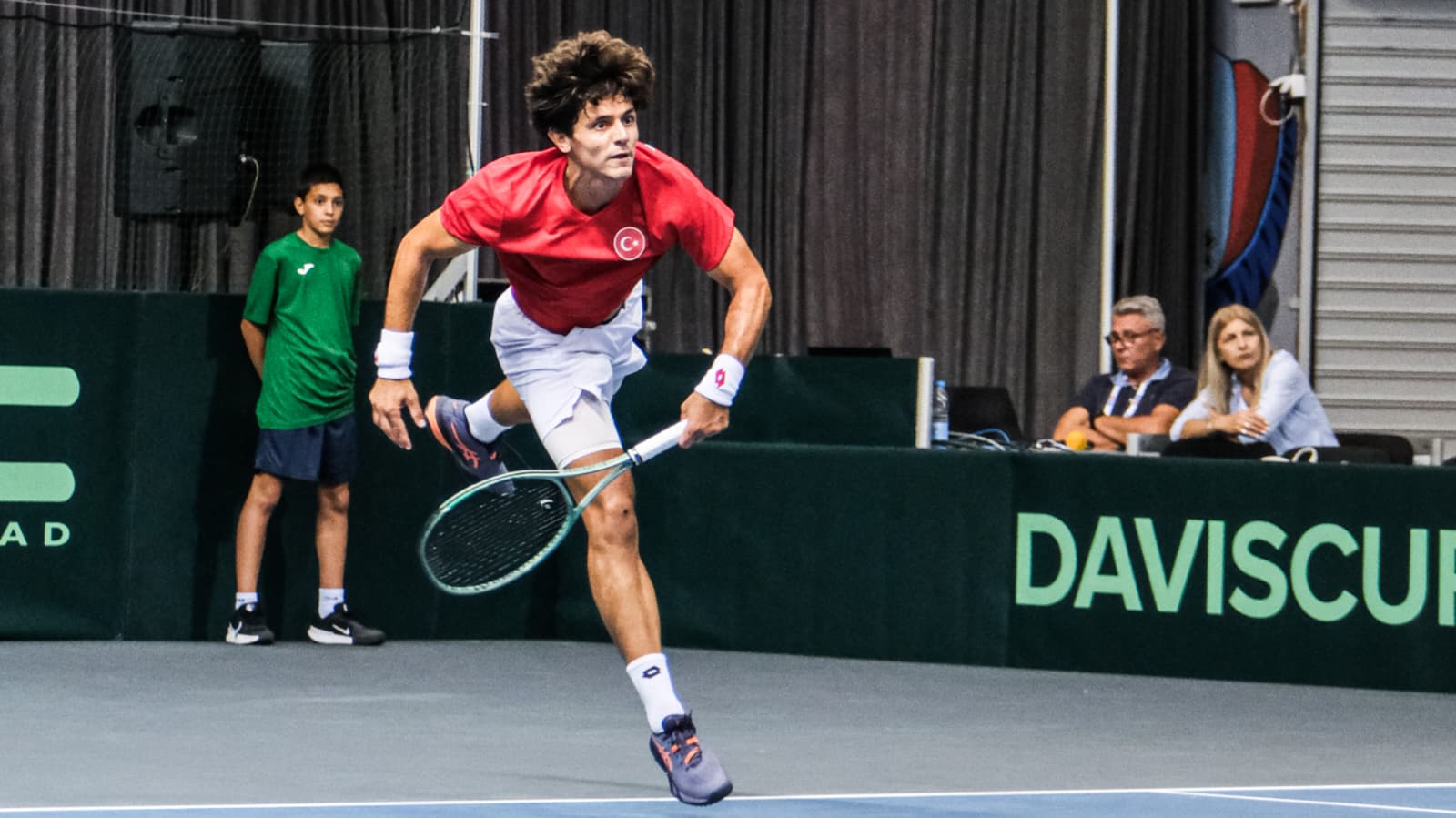 A Milli Erkek Takımımız Davis Cup'ta İlk Gün 2-0 Mağlup Oldu