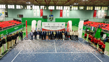 Cacharel Türkiye Tenis Ligi Ödül Töreni